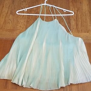 Accordion pleat top